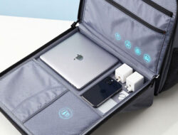 Review Gadget Singkat: Tas Ransel Gadget Anti Air dengan Banyak Kantong Penyimpanan